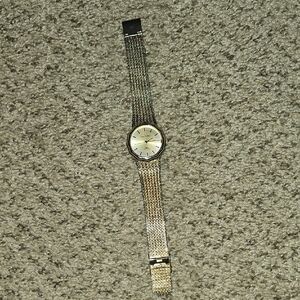 Sergio Valenti Elegant Gold Mesh Watch